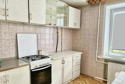 Garsonieră decomandată în Complex Studențesc
