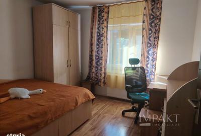 Apartament cu 4 camere decomandat în Zorilor