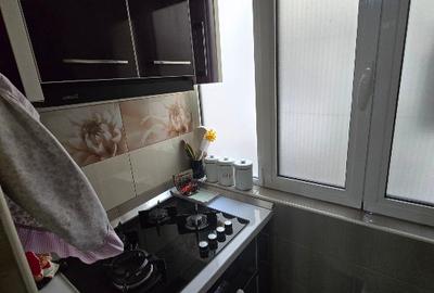Apartament cu 3 camere decomandat în Negru Vodă - 9