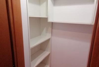 Pipera: Vila cu 6 dormitoare, garaj si curte generoasa, aflata intr-o zona linis - 8