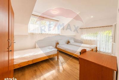 Casă cu 9 camere cu Teren 472 Mp în CFR - 1