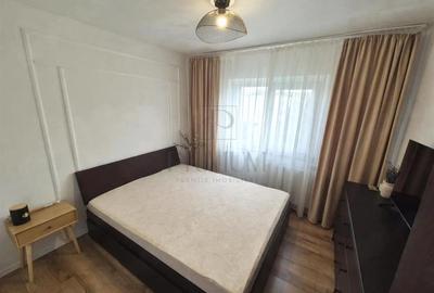 COMPLEXUL STUDENTESC - BLOC IZOLAT - 3 CAMERE - 2 BAI - 2 BALCOANE - CENTRALA PR - 4