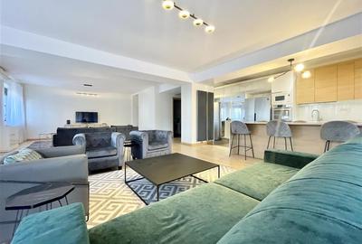 Apartament cu 3 camere decomandat, mobilat în Herăstrău