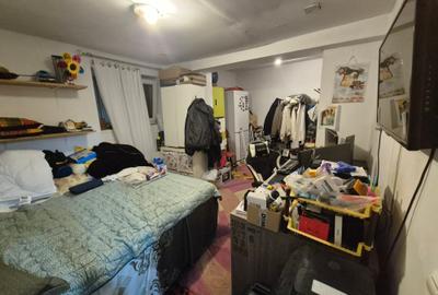 Apartament cu 5 camere decomandat în Calea Călărașilor - 4