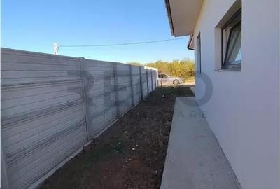 Casă cu 3 camere cu Teren 250 Mp în Nojorid - 4