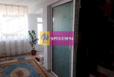 Casă individuală cu 5 camere în Central