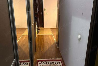 Apartament cu doua camere plus living generos , zona Bradet - 9