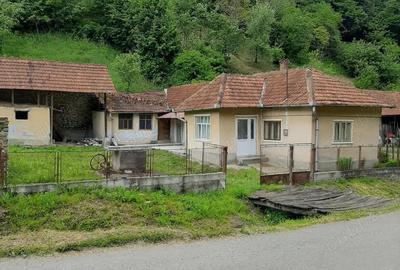 Casa de vanzare la 25 km de Deva - 2