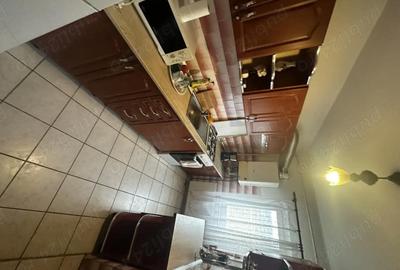 Apartament cu 3 camere decomandat în Central - 2