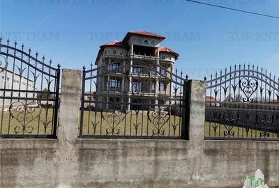 Casă în 1 Decembrie - 8