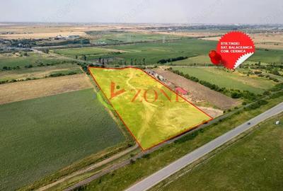 Teren de 30000 mp, în Cernica