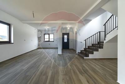 Casă cu 4 camere cu Teren 397 Mp în Tărlungeni - 8