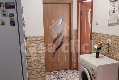 Apartament cu 3 camere semidecomandat, mobilat în Micro 19 - 12