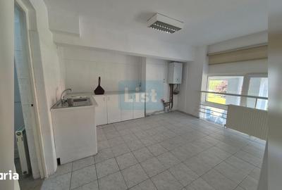 Spațiu comercial, de 72 mp, în Mărăști - 2