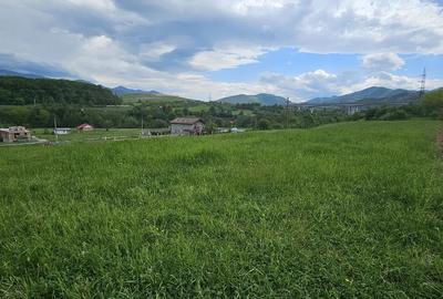 Teren de 1550 mp, în Central - 2