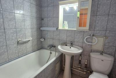 Apartament cu 3 camere decomandat în Berceni - 17