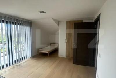 Casă cu 5 camere cu Teren 1600 Mp în Central - 14