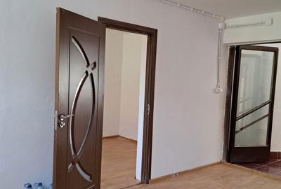 Casă cu 2 camere în Subcetate - 3