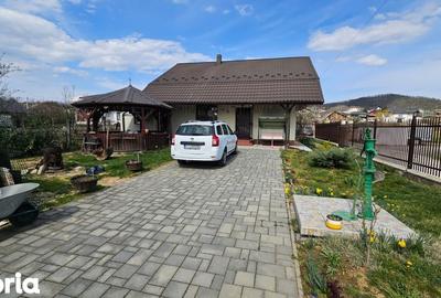 Casă cu 4 camere cu Teren 873 Mp în Tăuții-Măgherăuș - 2