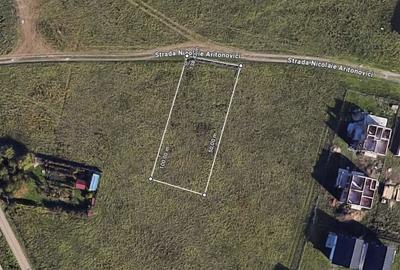 Teren de 1000 mp, în Șcheia - 1