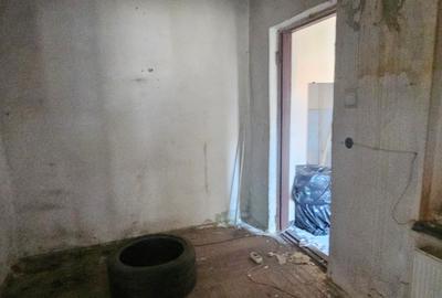 Casa tip langa  Maternitatea Giulesti - Regie - 9