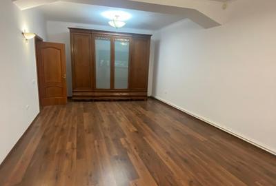 Vila Interbelica Restaurata - Eleganta Istorica si Confort Modern - 16