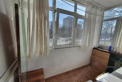 Garsonieră semidecomandată, mobilată în Titan