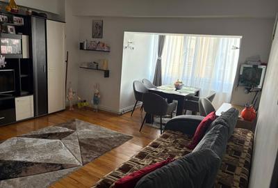 Apartament cu 2 camere decomandat în Central - 2