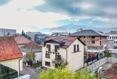 Casă individuală cu 12 camere cu Canalizare în Astra - 27