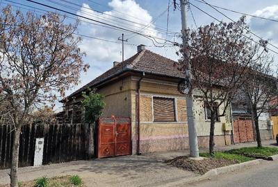 Casă cu 2 camere cu Teren 330 Mp în Lunei - 3