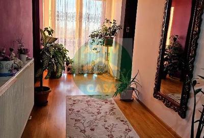 Casă cu 7 camere cu Teren 570 Mp în Roman - 5