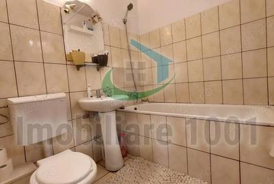 Casă cu 6 camere cu Teren 308 Mp în Central - 10