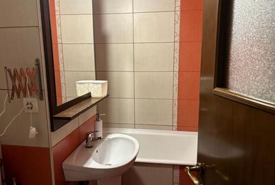 Apartament cu 3 camere decomandat în Piața Centrală - 7