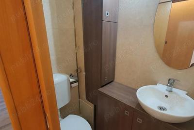 Apartament cu 3 camere decomandat în 1 Mai - 9