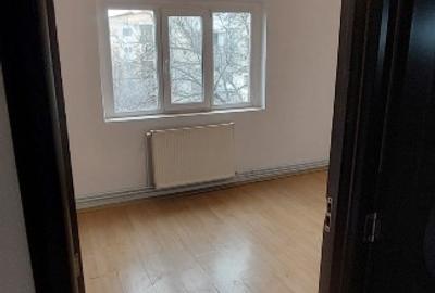 Apartament cu 2 camere semidecomandat în Debarcader - 2