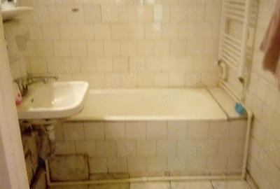 Apartament cu 3 camere decomandat în Micro 18 - 5