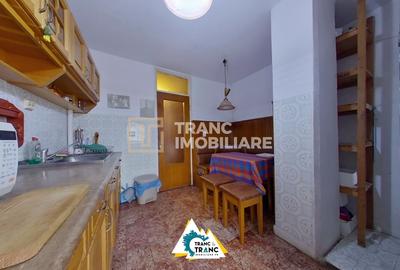 Apartament cu 3 camere decomandat, mobilat în Central - 10