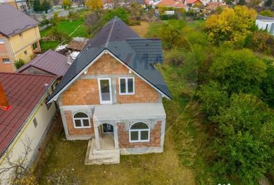 Casă cu 4 camere cu Teren 500 Mp în Aradul Nou - 7