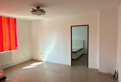 Apartament cu 2 camere semidecomandat în Fălticeni - 4
