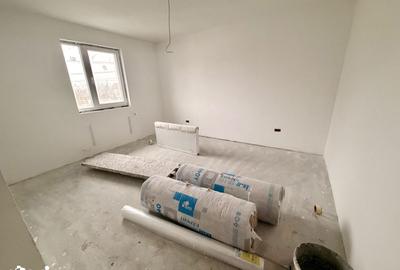 Casă cu 4 camere cu Teren 270 Mp în Glina - 13