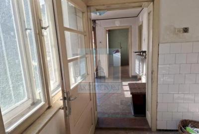 Casa singur in curte - zona Sacele - 9