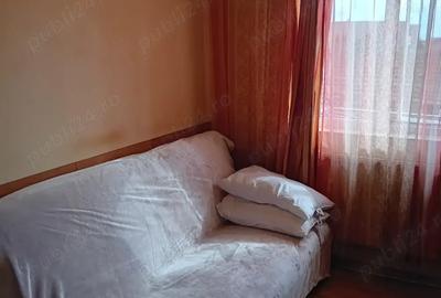 Proprietar Vand Garsoniera 12mp ZONA Sagului Strada Fructelor
