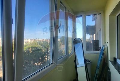 Apartament cu 3 camere de inchiriat in zona Micalaca - 20