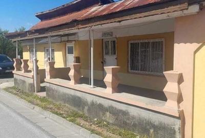 Spațiu comercial, în Bâlteni - 1
