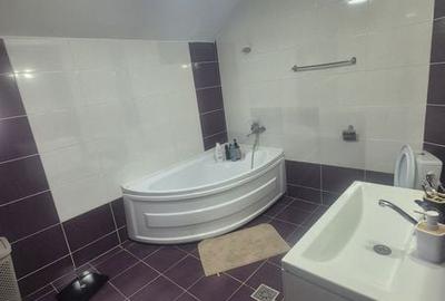 Casă cu 4 camere cu Teren 180 Mp în Central - 4
