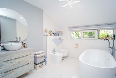 Casă individuală cu 7 camere cu Piscina în Sărărie - 16