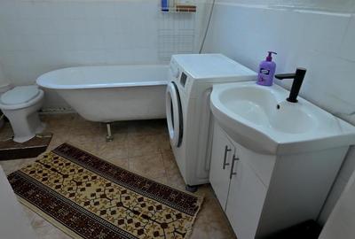 Casă individuală cu 5 camere cu Canalizare în Central - 9