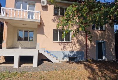 CASĂ DEOSEBITĂ CU 7 CAMERE DE VÂNZARE ÎN DUMBRĂVIȚA - 1