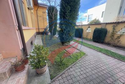 Casa cu 4 camere,  Zona Centrala-  Sf. Apostoli - 16