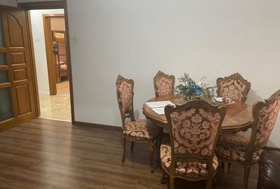 Parter VILA ,4 camere, 83.57 mp, decomandat, intrare separata, 159000 euro - 2